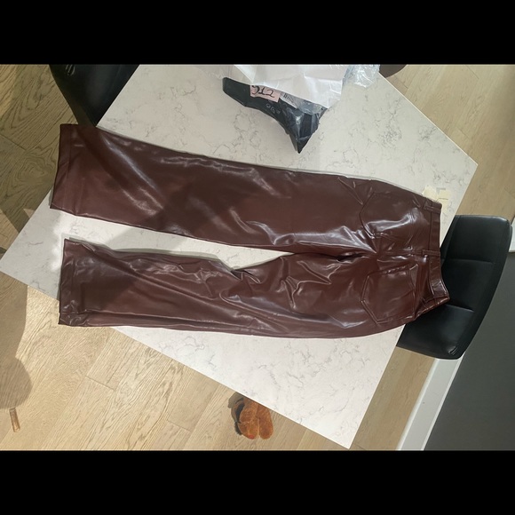 Abercrombie & Fitch | Pants & Jumpsuits | Nwt Abercrombie Fitch Curve Love Vegan Leather 9s Pant 